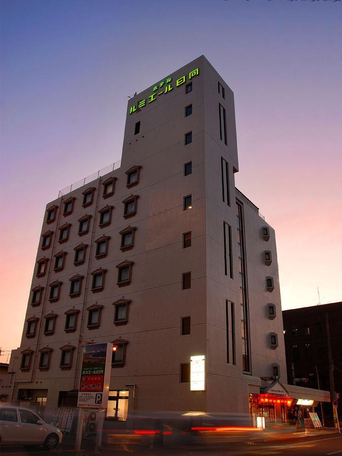 Hotel Rumieru Hyuga Екстер'єр фото